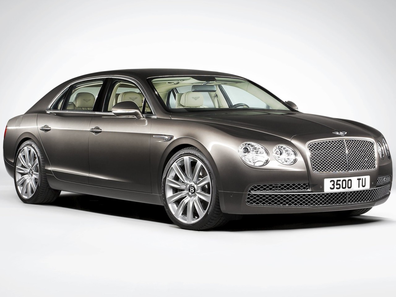 ベントレー フライングスパー 2013年モデル W12 (左ハンドル)の価格