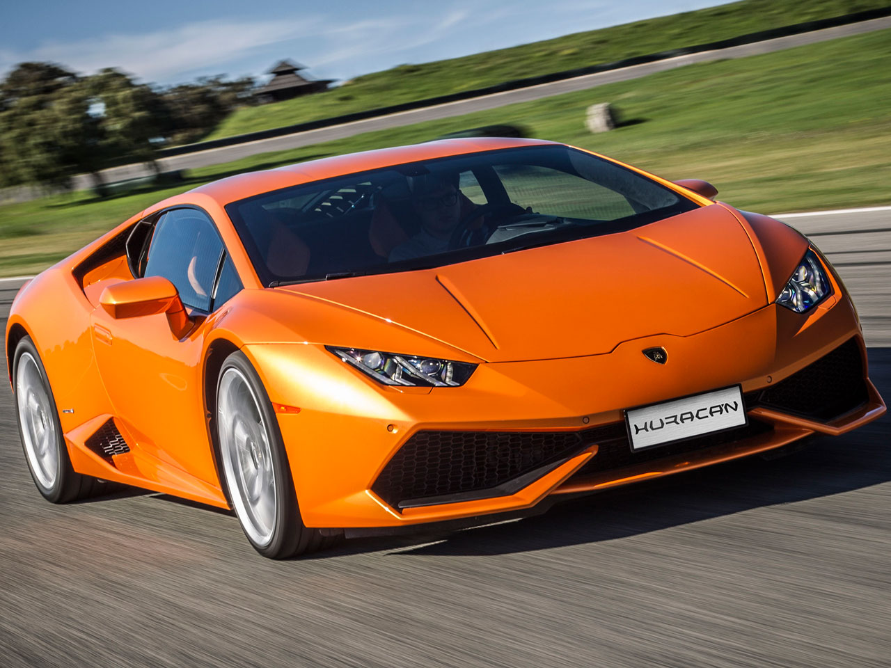 ランボルギーニ ウラカンの価格・新型情報・グレード諸元 価格.com