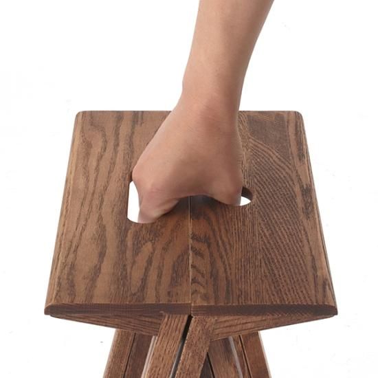 2つに分けられるロースツール レッドオーク / ブラウン色・着色オイル