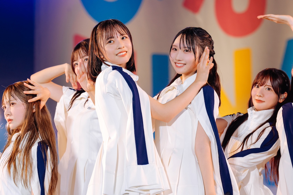 ライヴレポート】日向坂46、宮崎の地をハッピーオーラに包み込む