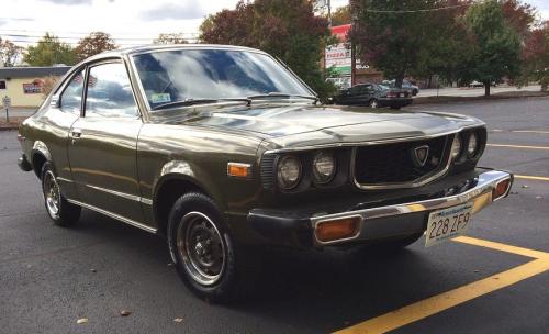 Jewel Green Metallic Touchup Paint (D8) for a 1974 Mazda RX-3
