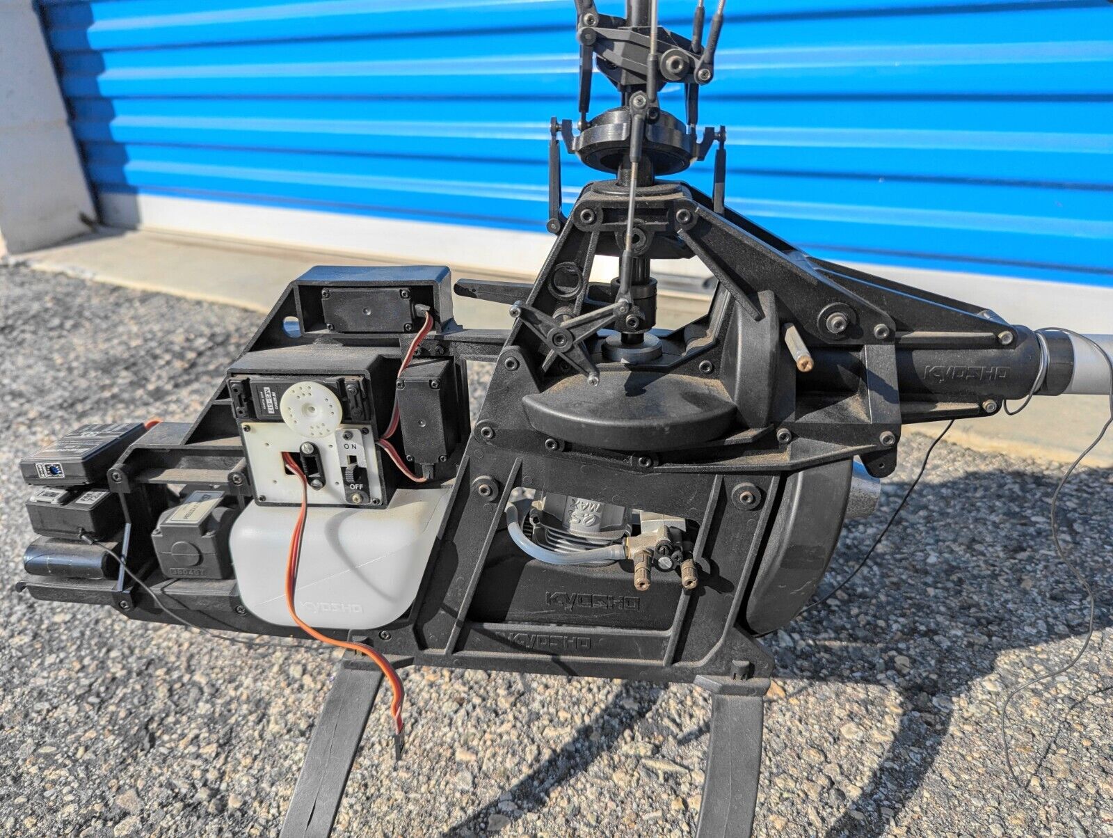 KYOSHO CONCEPT 60 RC ENGINE POWERED HELICOPTER Chassis w/ Engine