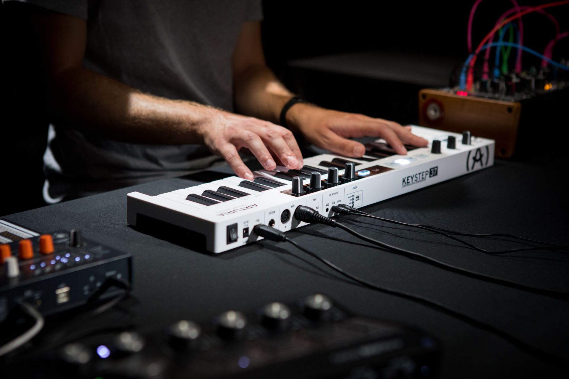 Arturia KeyStep 37 | MIDI、CV対応 37キー USB MIDIキーボード