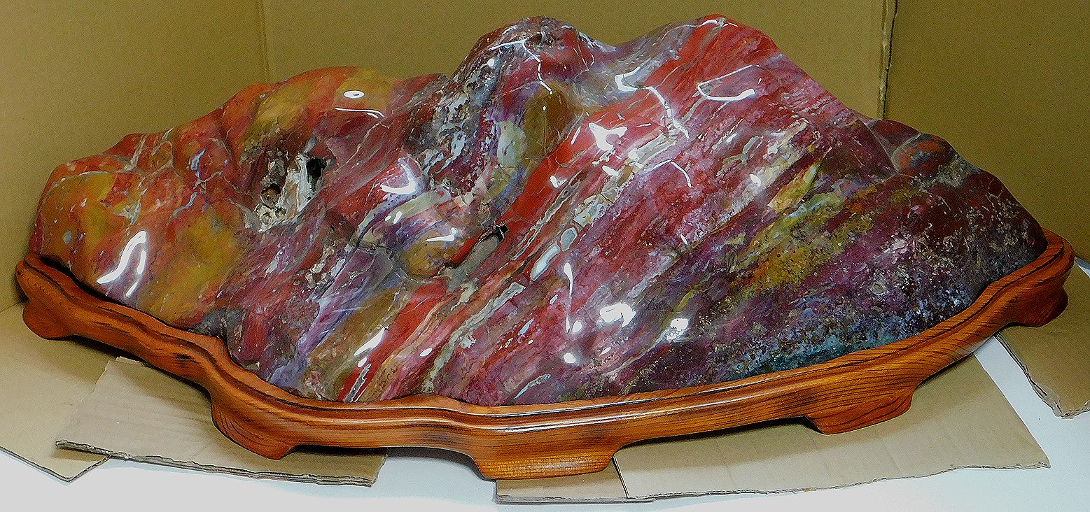 緋山酔恭「山水石美術館」 日本の美がここにある！！ 全国の水石・美石