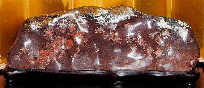 緋山酔恭「山水石美術館」 日本の美がここにある！！ 全国の水石・美石