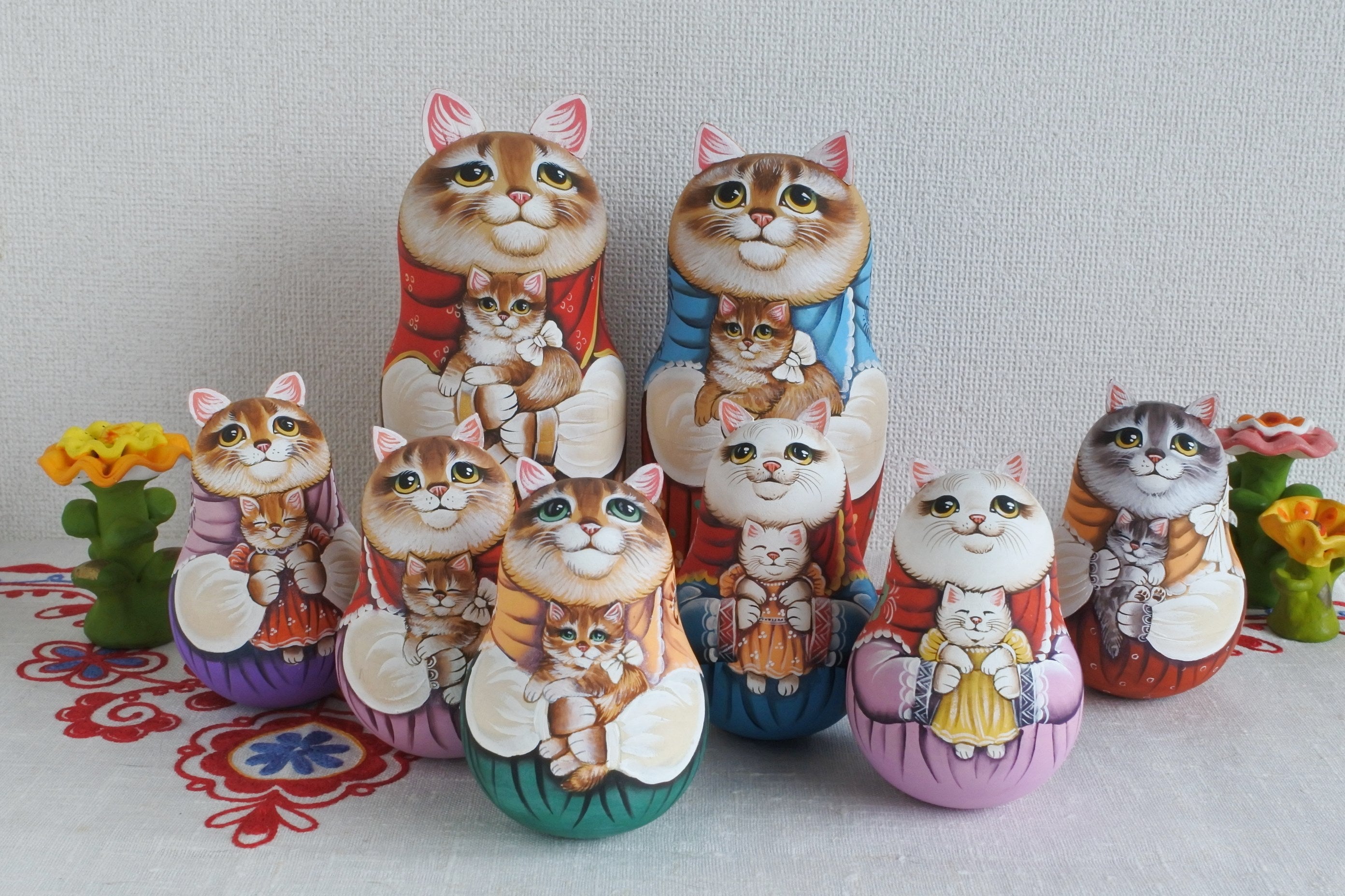 起き上がりこぼし 白猫 マリア・リューチコワ ロシア雑貨いりえの