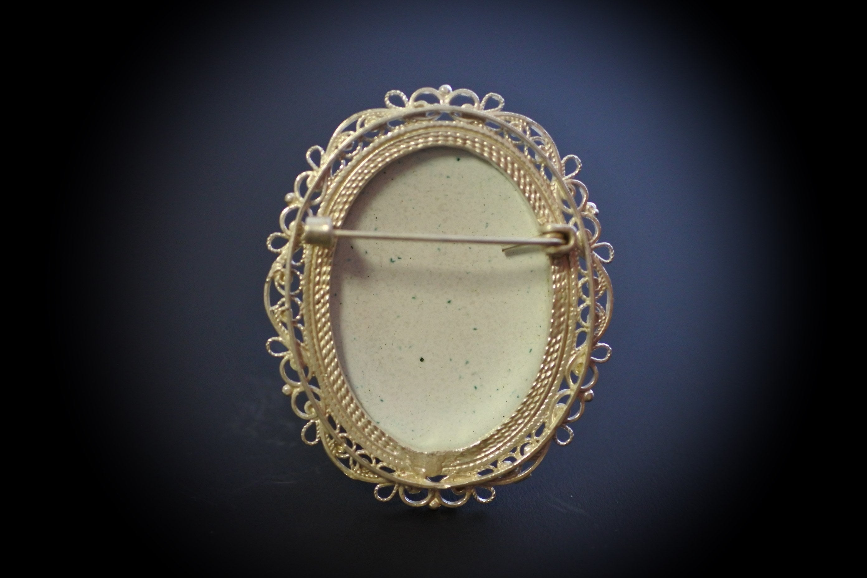 エナメル細工フィニフティ ブローチ スリャビャンカ アクセサリー