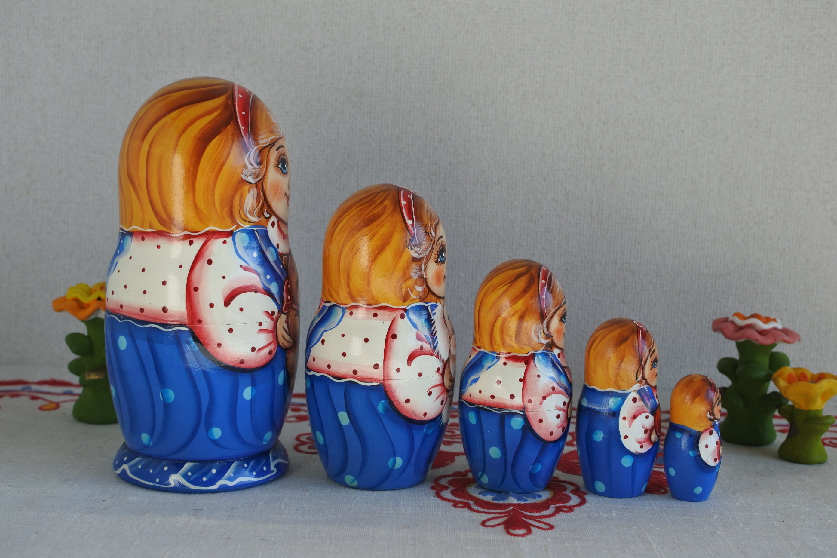 マトリョーシカ ナターシャ 5ピース ロシア民芸品 ロシア雑貨いりえの