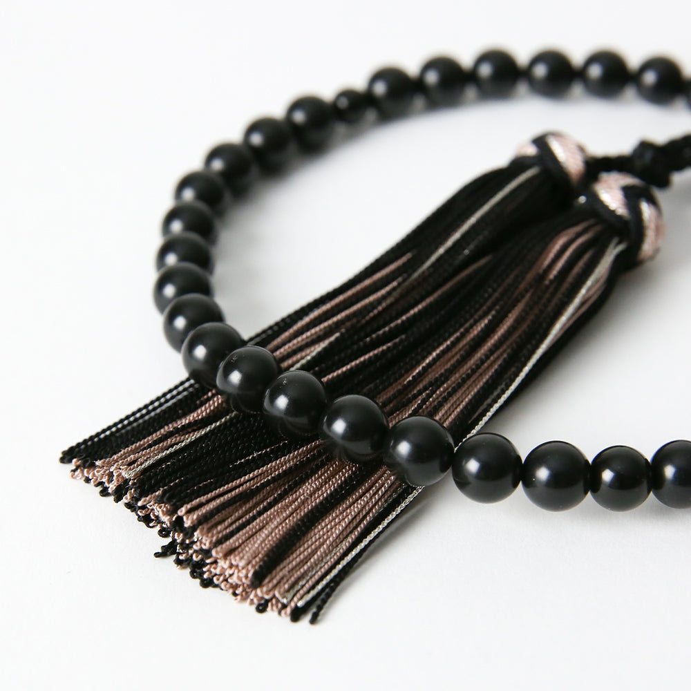 天然8mmジェット 念珠(桐箱入り)