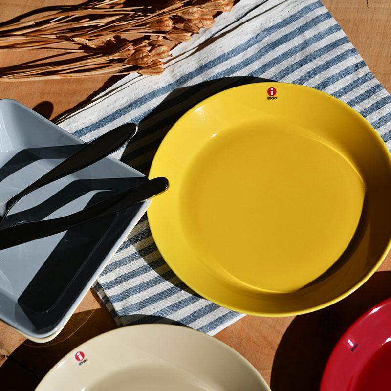 iittala（イッタラ） プレート 21cm ティーマ iittala Teema レッド