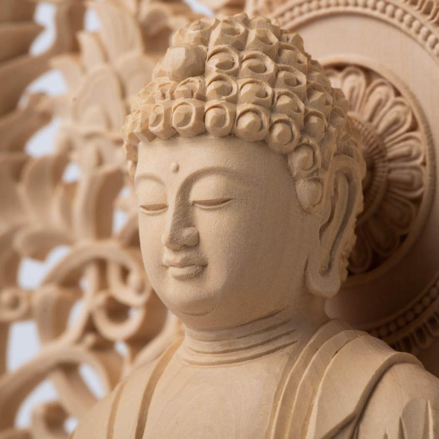 仏像 本尊 柘植材 六角台座 木地彫 座像 唐草光背 2号 釈迦如来 大日