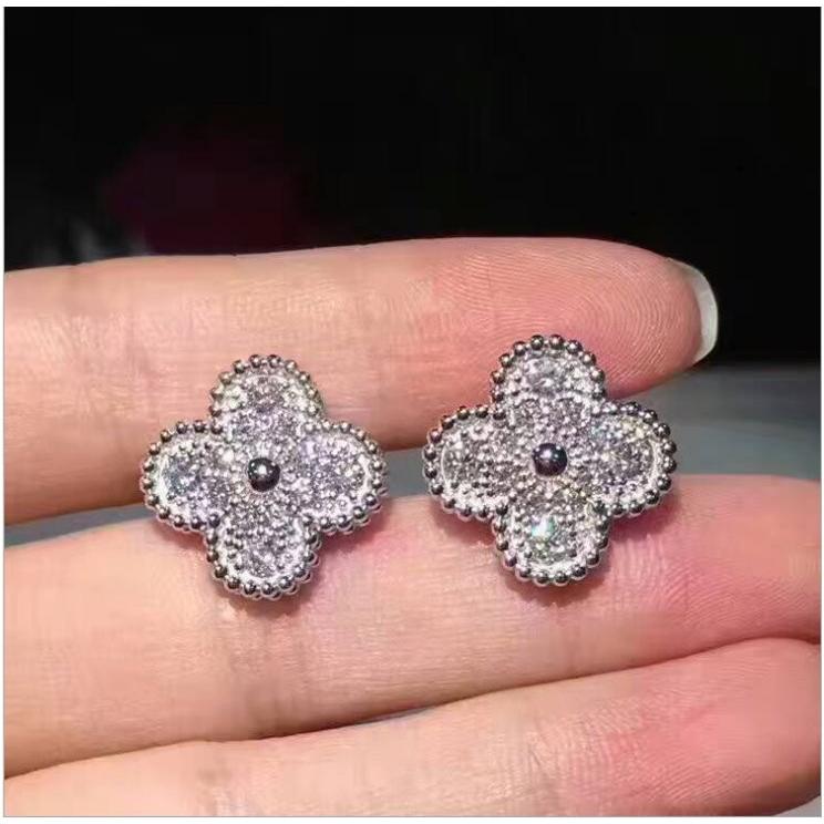 ピアス 四葉クローバー CZダイヤモンド シルバー925 フラワー お花