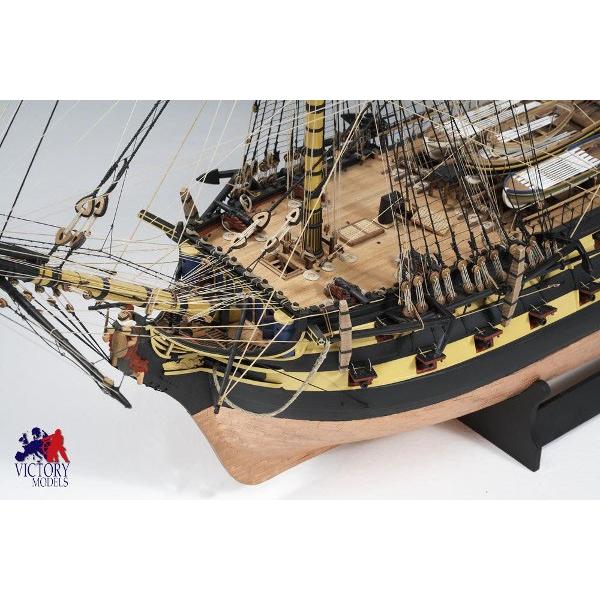 帆船模型キット H.M.S.ヴァンガード : 木製模型キットのマイクロ