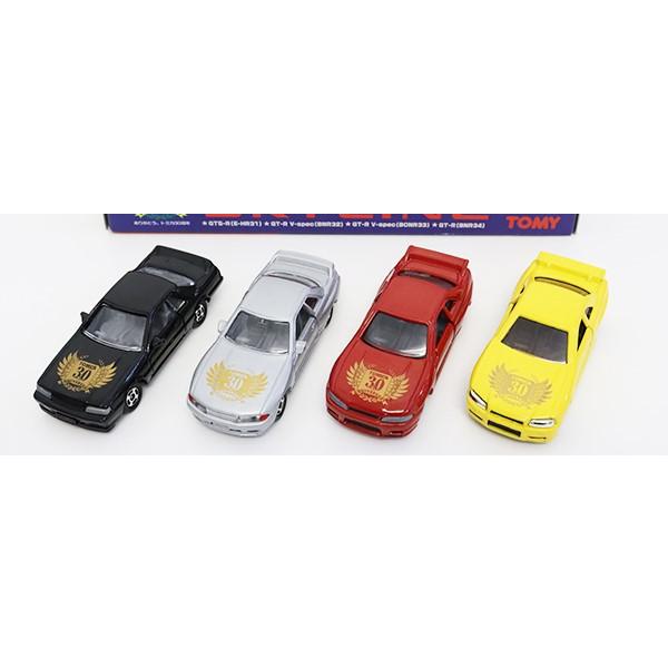 新品 トミカ トミカ誕生30周年記念 30周年イベント会場3000 色違い