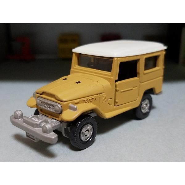 新品 トミカくじ13 昭和のトミカ トヨタ ランドクルーザー(40型）艶