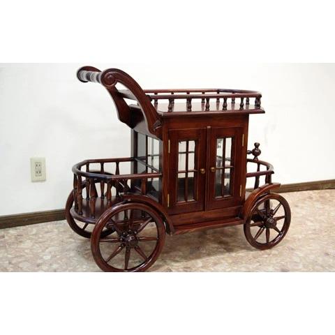 特価！アンティーク調 ブラウンウッド 馬車をモチーフにしたキッチン