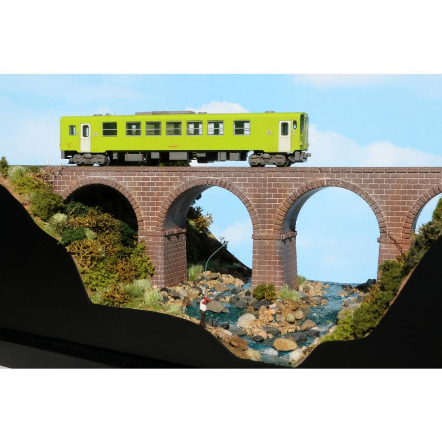 レンガ積みのアーチ橋 ：松本典久 塗装済完成品 1/150サイズ : さか