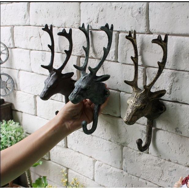 鹿の壁フック 置物 オブジェ インテリア 雑貨 置き物 誕生日