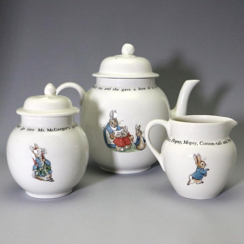 WEDGWOOD（ウェッジウッド） 送料無料 ピーターラビット 旧刻印 英国製