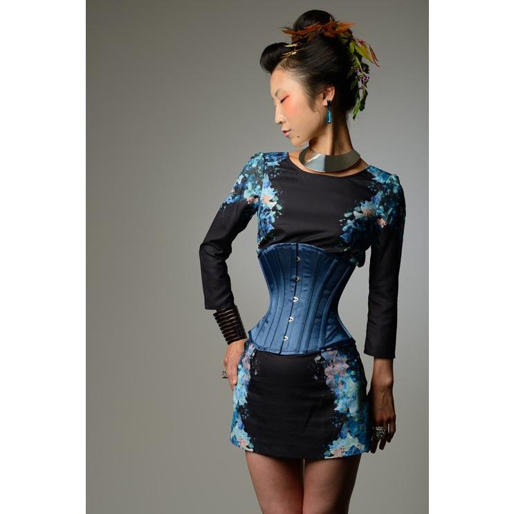 砂時計型アンダーバスト（ピュアワン コルセット ワークス P.C.W