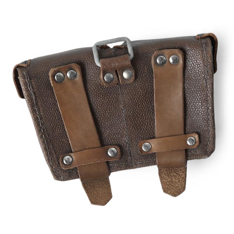 MILITARY（ミリタリー） 実物 USED ロシア軍 アムニッション レザー