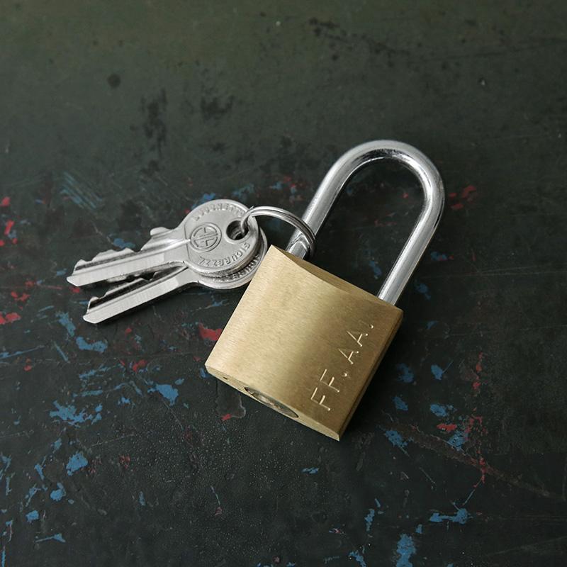 MILITARY（ミリタリー） 実物 新品 デッドストック イタリア軍 METAL