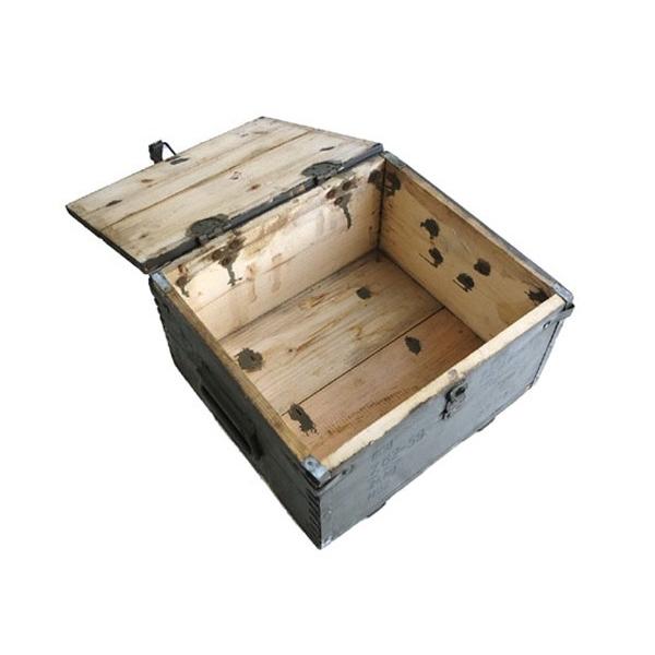 MILITARY（ミリタリー） 実物 USED チェコ軍 アミニッション ウッド