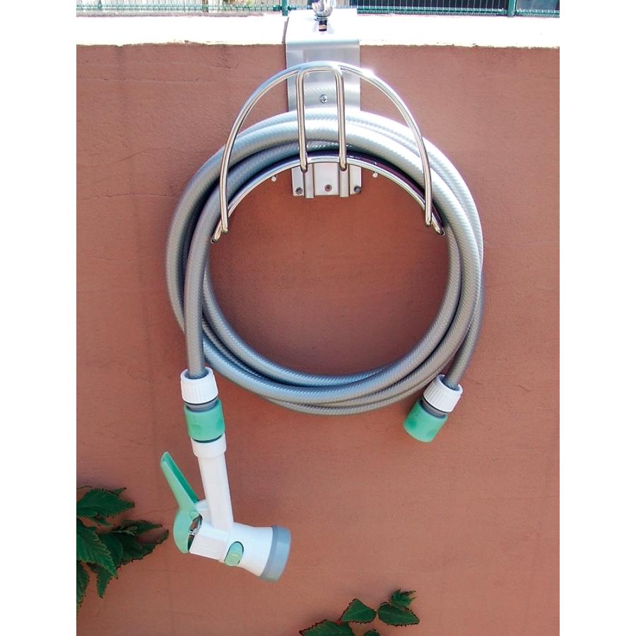 559-303 カクダイ ステンレスハンガー(ベランダ用) ベランダでホースを