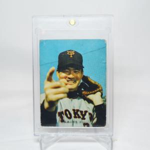 カルビー 2022プロ野球チップス第1弾 M-02 王貞治(巨人) 復刻カード