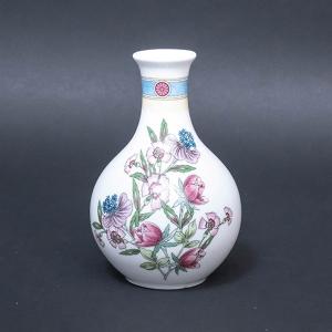 WEDGWOOD（ウェッジウッド） ジャスパー（セージグリーン） 15cmベース