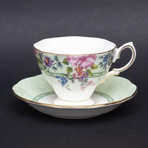 ROYAL DOULTON（ロイヤルドルトン） カーライル ティーカップ