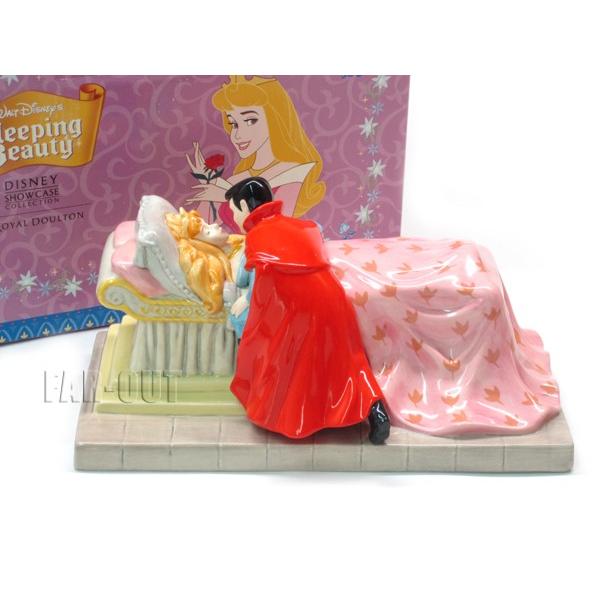 ロイヤルドルトン スリーピングビューティー オーロラ&フィリップ王子