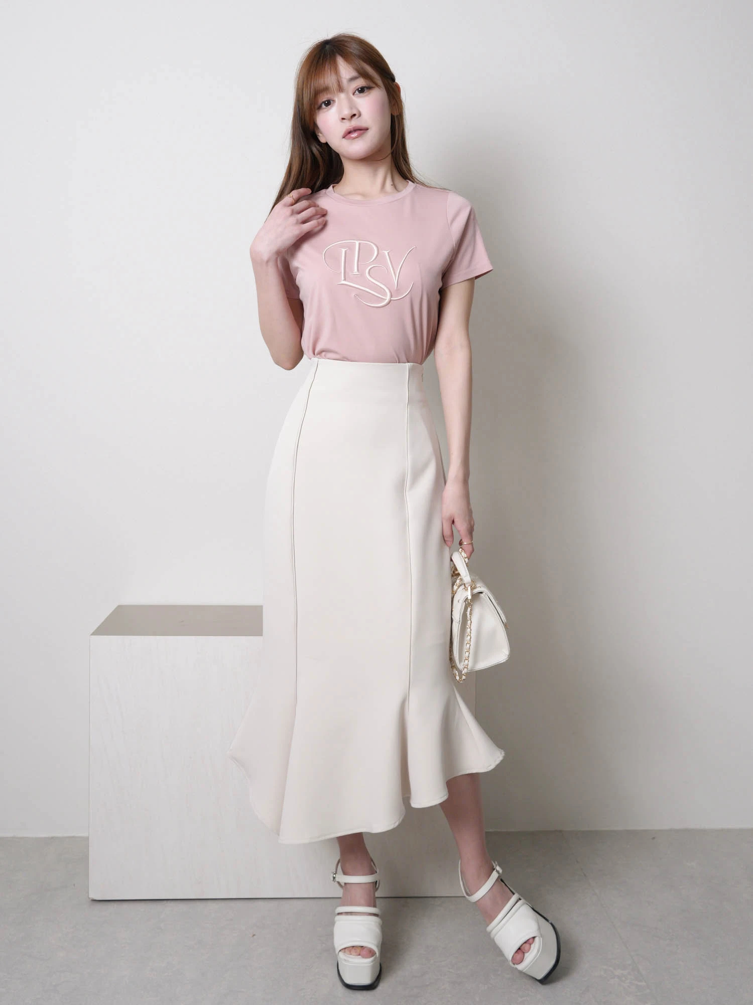 LIP SERVICE（リップサービス）｜ ランダムヘムストレッチマーメイド