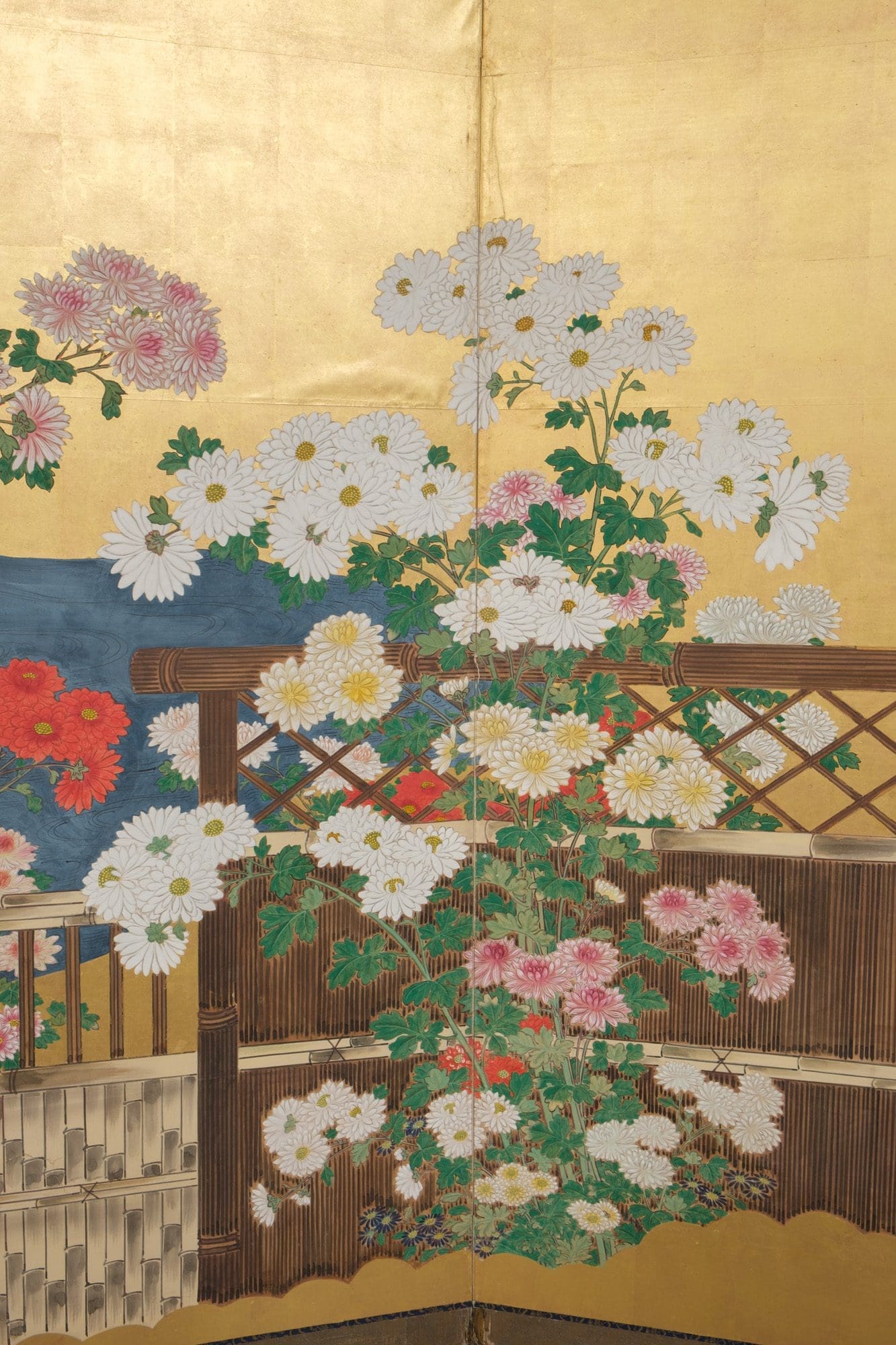 Large 6-panel byôbu 屏風 (folding screen) with chrysanthemum