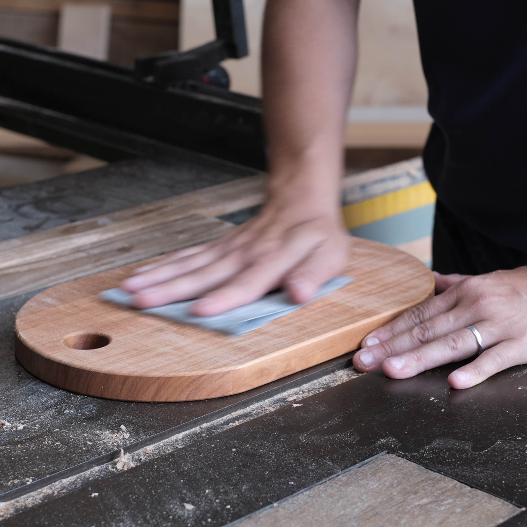 カッティングボード | 国産木 山桜 | 330×200×20mm | KINARI