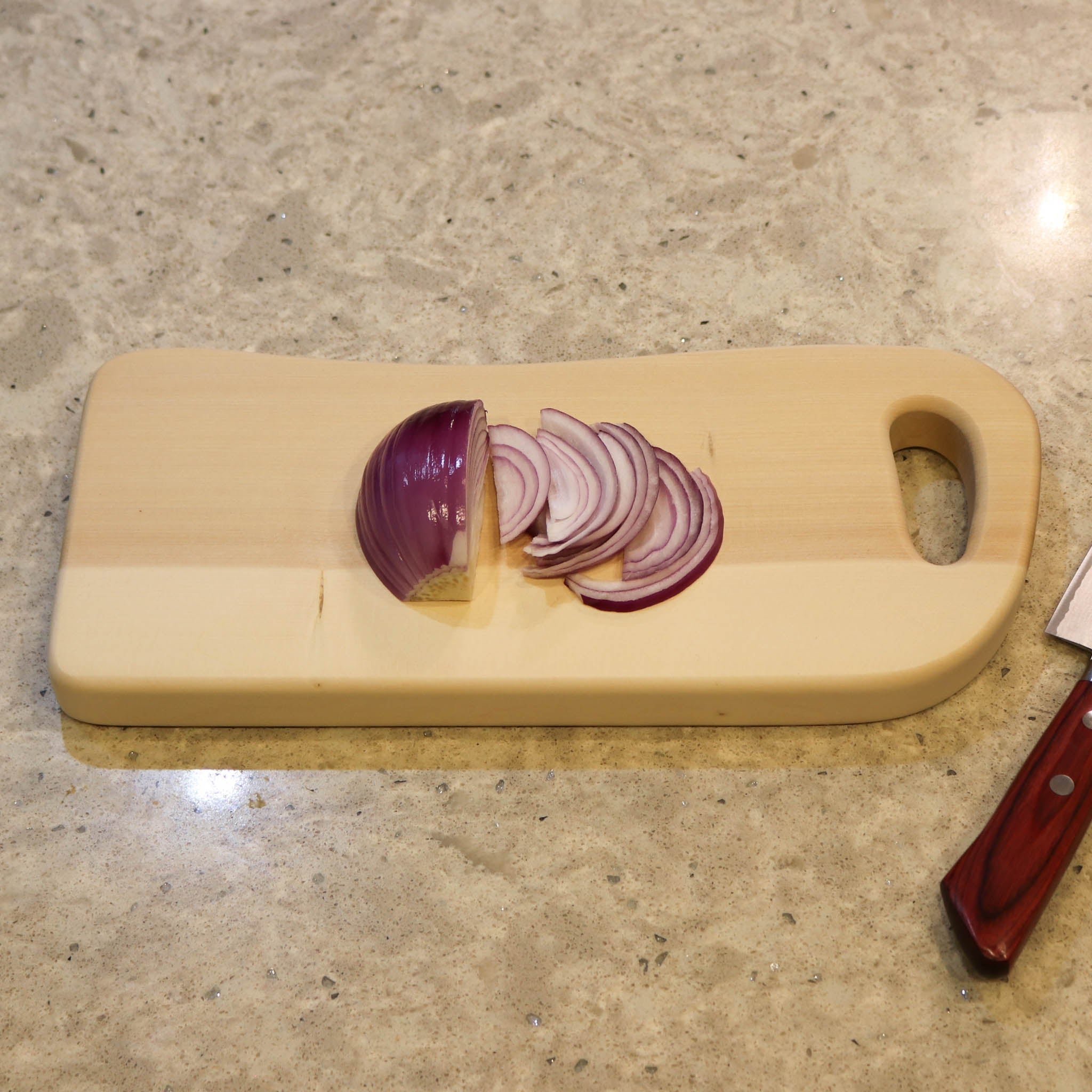 木工製品 | いちょうの木のまな板 | かどまる 小 | woodpecker