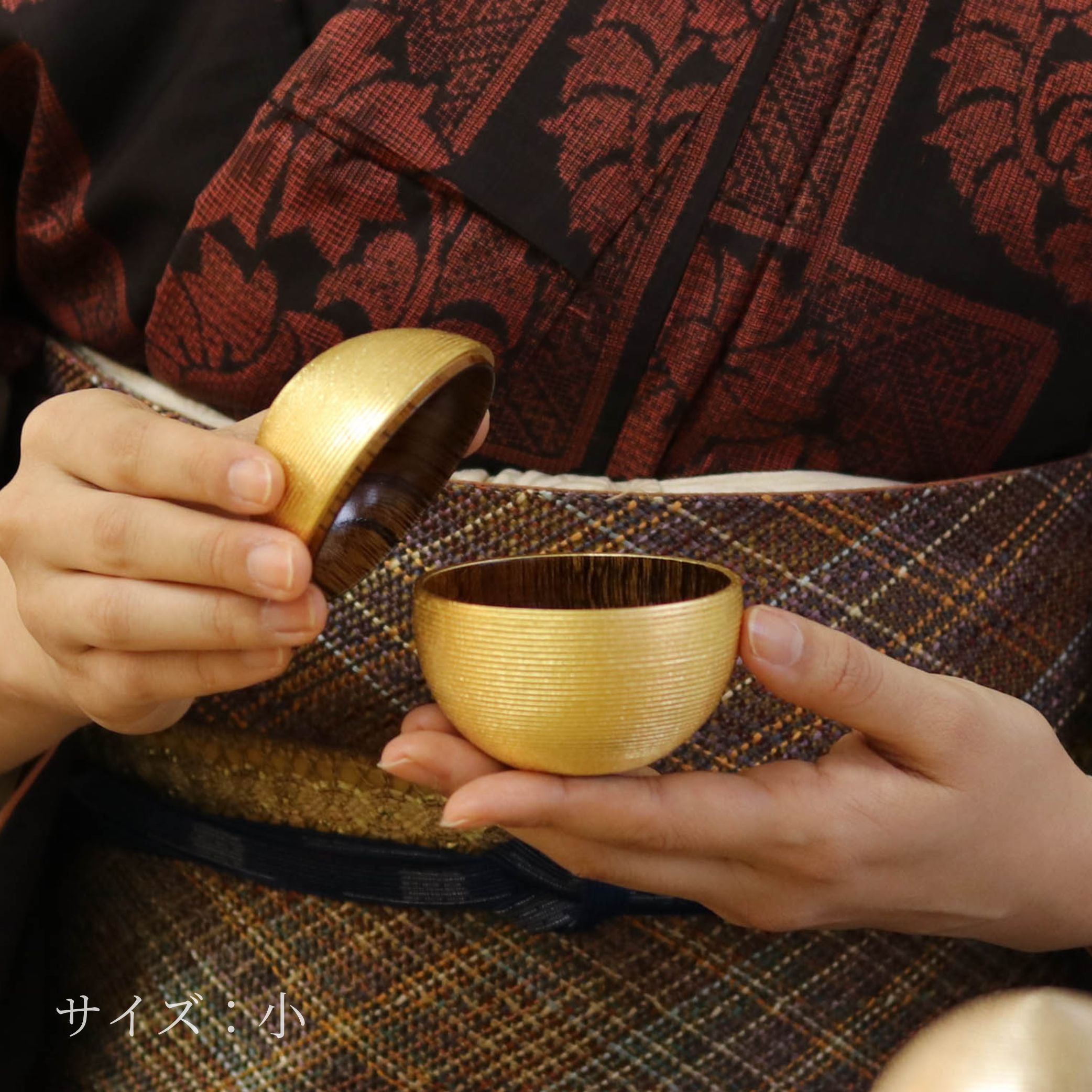 金沢金箔 小物入れ | 千筋 まり型 | 永遠色 | 箔座