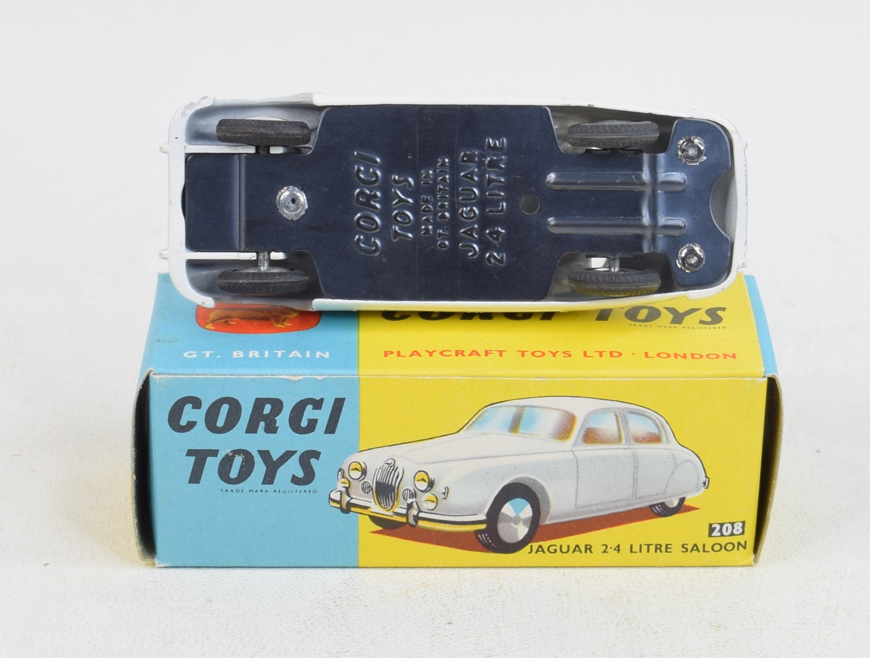 Corgi Toys 208 Jaguar 2.4 Mint/Lovely box – JK DIE-CAST MODELS