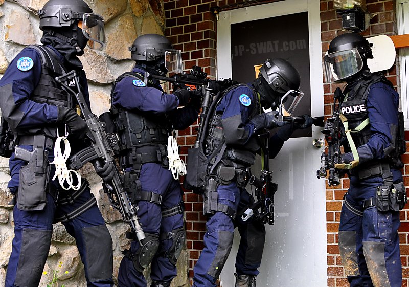 エントリー・ツール | 日本警察特殊部隊愛好会（JP-SWAT / Japan