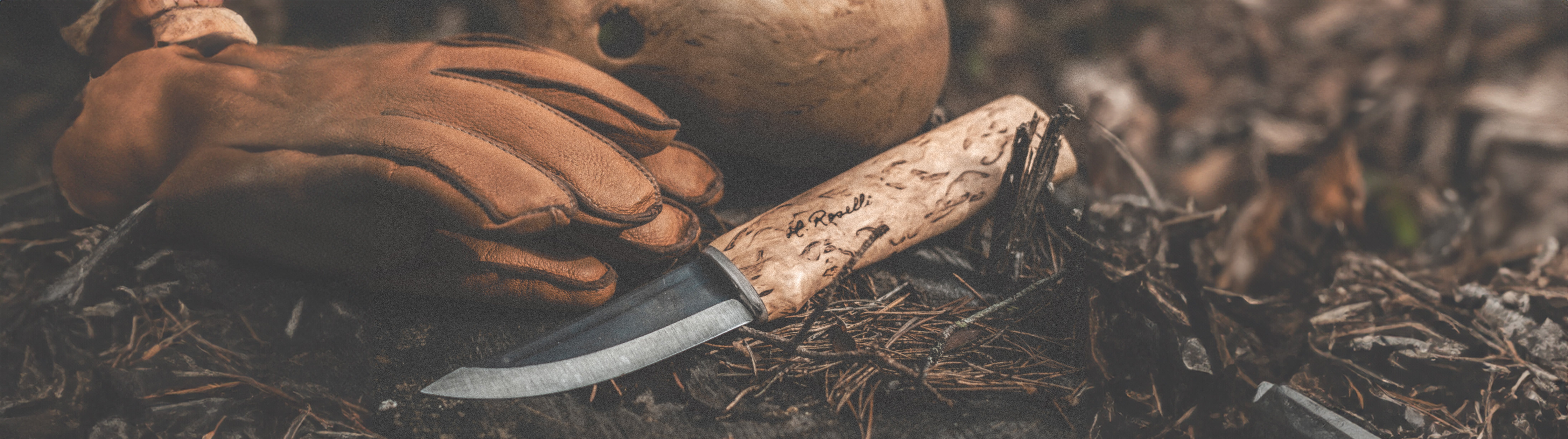 ハンティングナイフ | 手作り・鋭さ・信頼性 | ロセリ・フィンランド