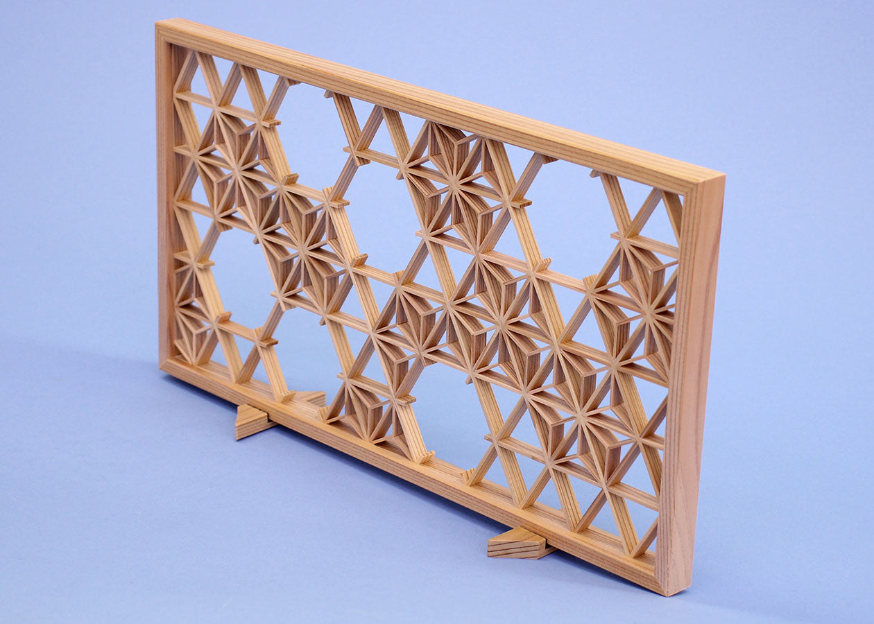 屏風・衝立 高さ19cm 組子細工四角衝立（麻の葉） – 寿鳳人形の東芸