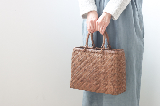 青森 やまぶどう 手提げ (あじろ編み)