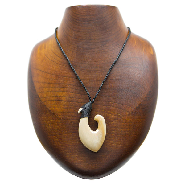 クジラ歯 フィッシュフック【2-特大】ネックレス – 海想