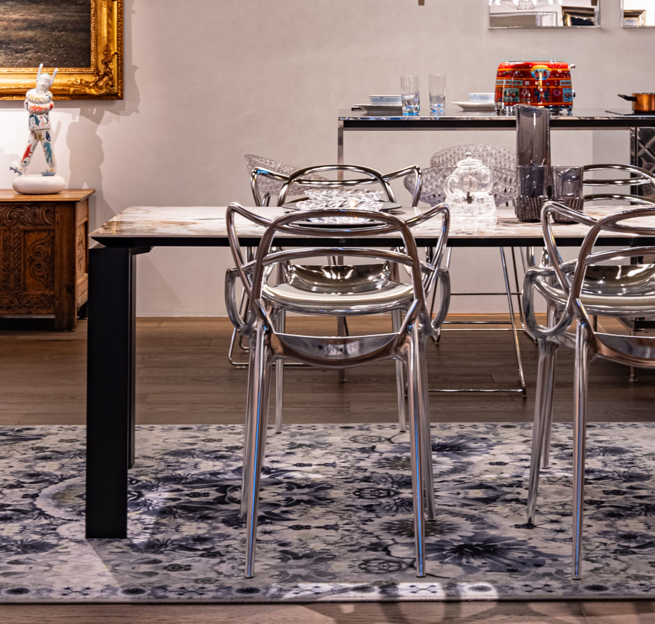 フェルーチョ・ラヴィアーニが手がける、構造美の結晶『フォー