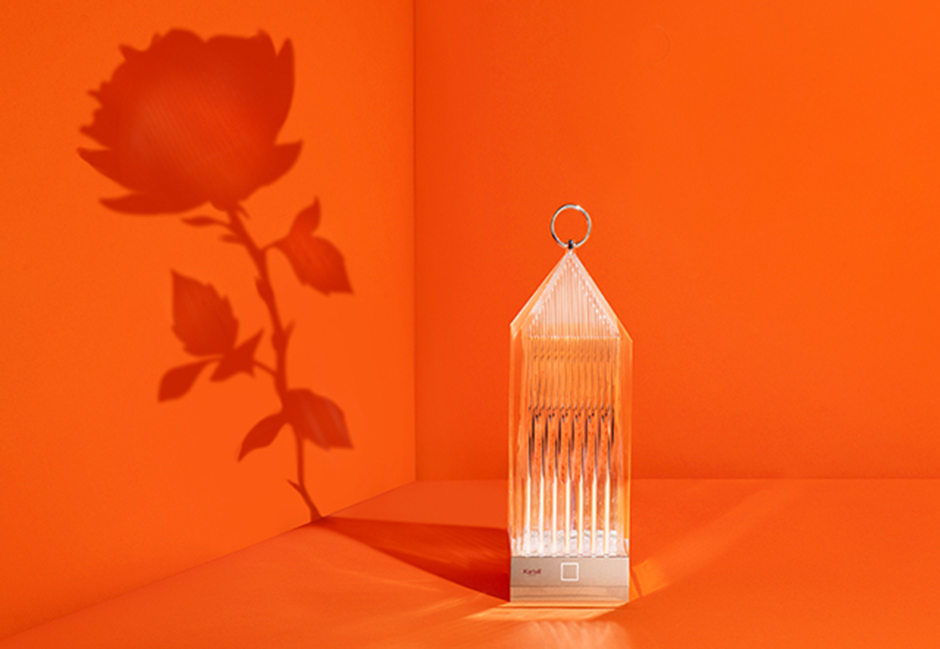 Kartell in Love！赤色のアイテムでエネルギッシュで情熱的な雰囲気に