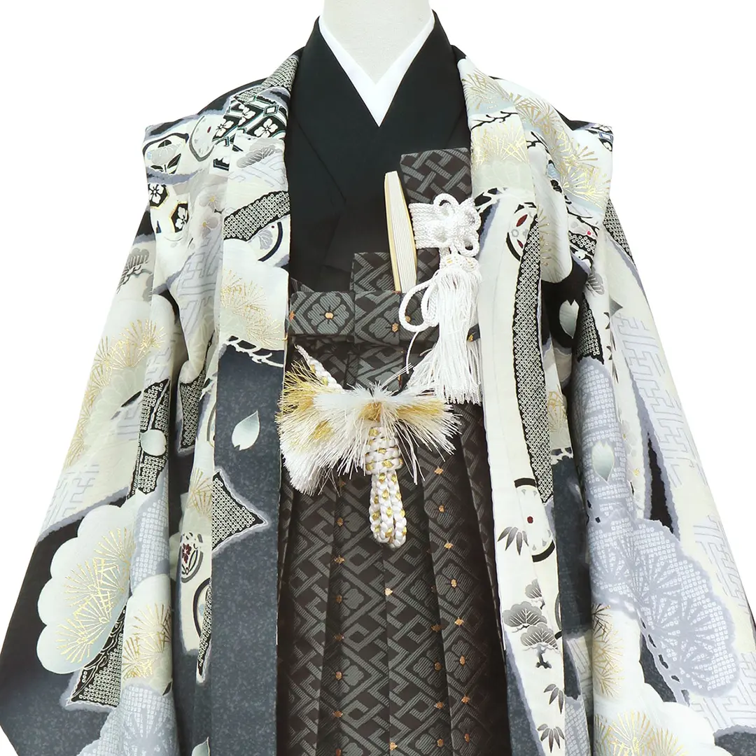 華徒然》黒地に熨斗紋様に二羽の鷹、花菱の袴／小さめサイズ／七五三