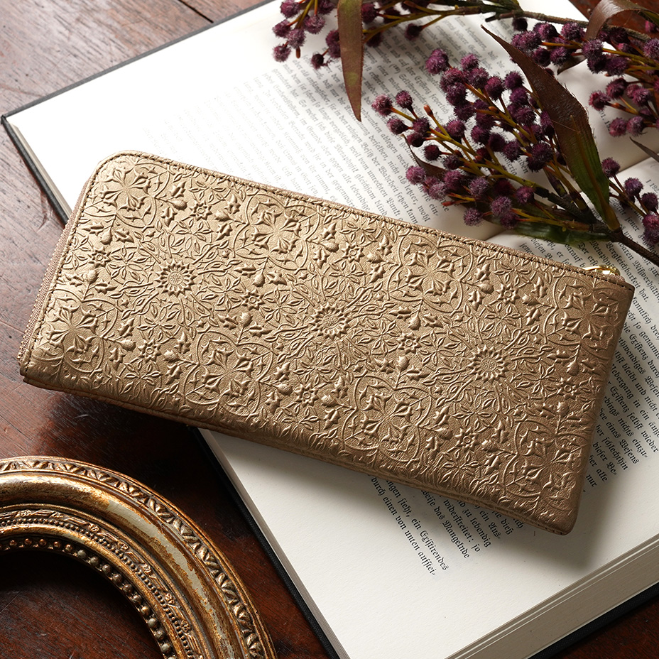 リピート続出のL字長財布｜中身が一目瞭然！オープン小銭入れ付