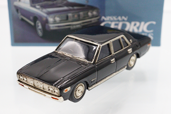 ミニカーショップ ケンボックス アンチモニー製日産セドリック 230
