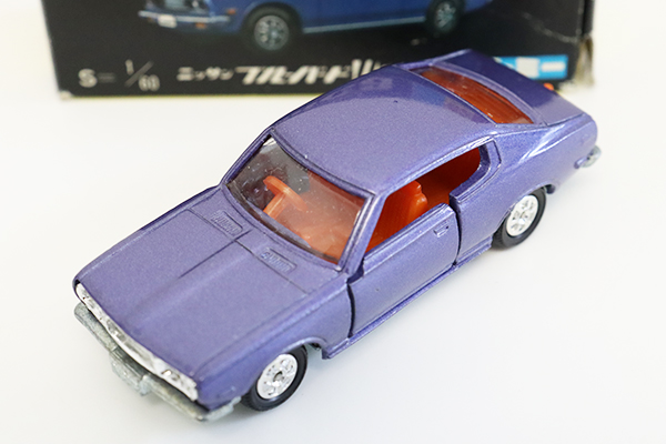 ミニカーショップ ケンボックス トミカ 黒箱☆62-1☆日産ブルーバード