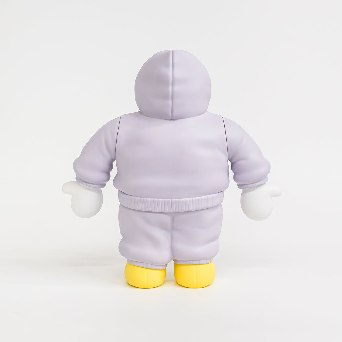 1 スウェットを着たソフビのトモダチ！ / The TOMODACHI！